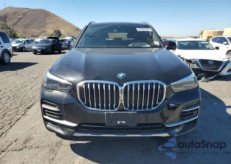 2023 BMW X5 xDrive45E z USA, uszkodzony, nr VIN 5UXTA6C03P9N92460